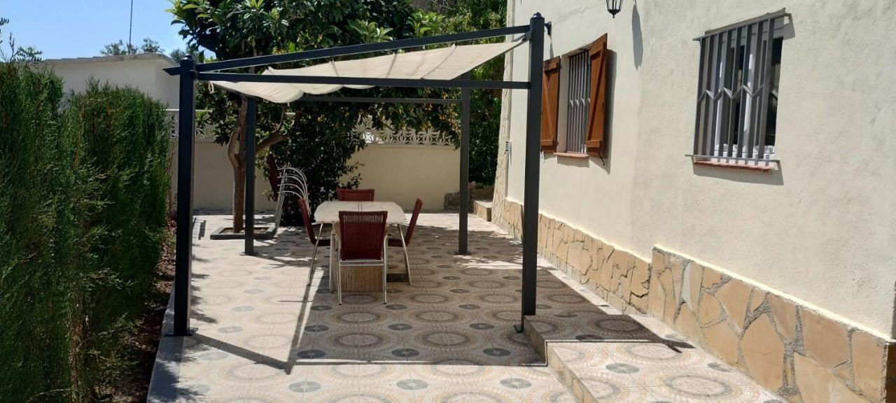 Villa Silom House à Sant Pere De Ribes Extérieur photo