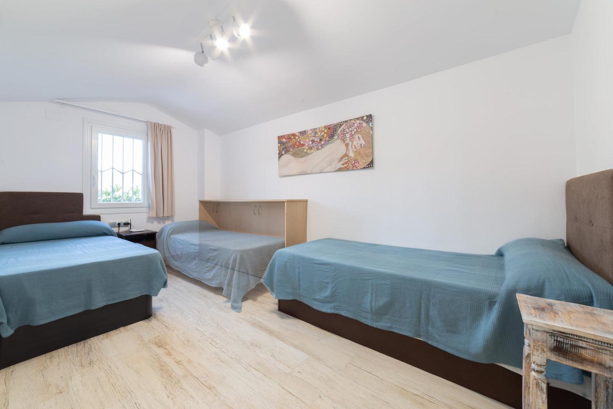 Villa Silom House à Sant Pere De Ribes Extérieur photo